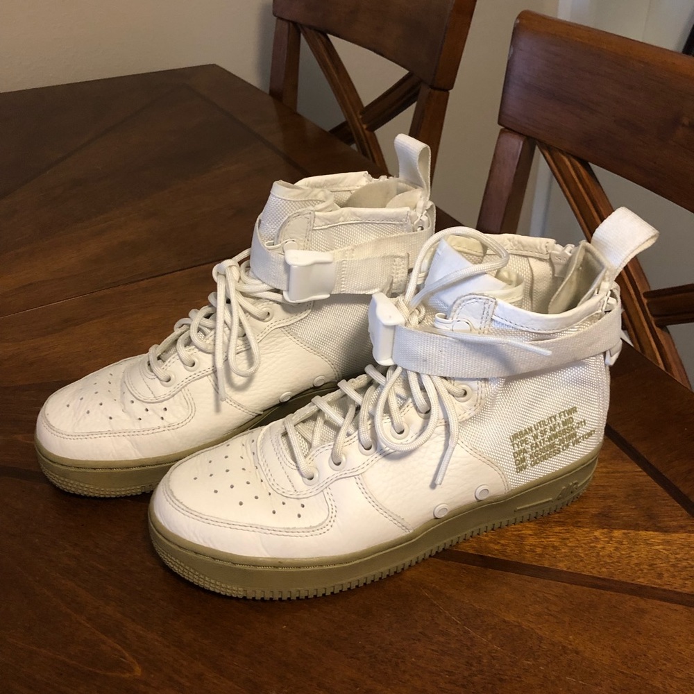 Nike Air Force 1 Mid Ivory/Cargo Khaki